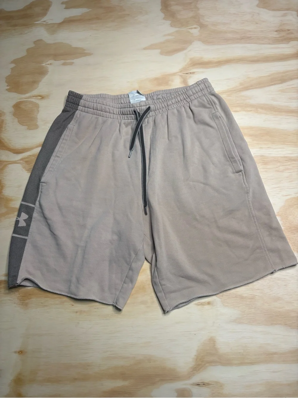 Under Armour Heat Gear Tan Athletic Shorts with Gray Mesh Side Panel
